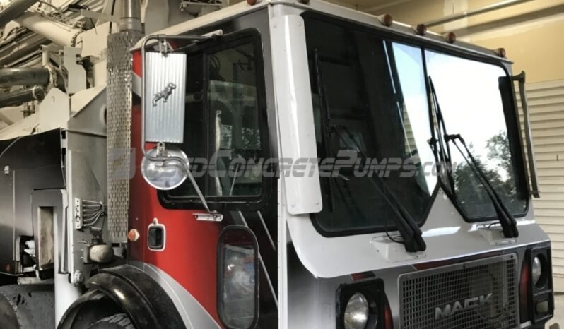 1997 42M PUTZMEISTER ON A 1998 MACK full