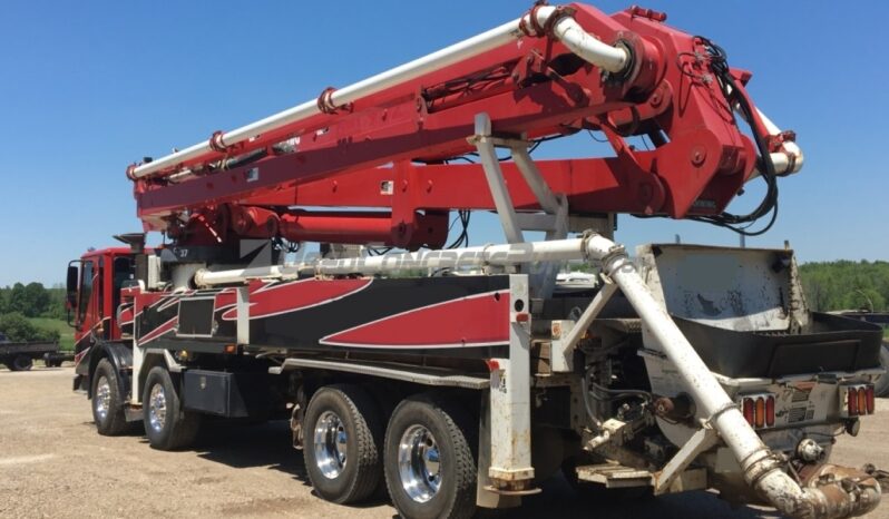 2004 45M SCHWING ON A STERLING full