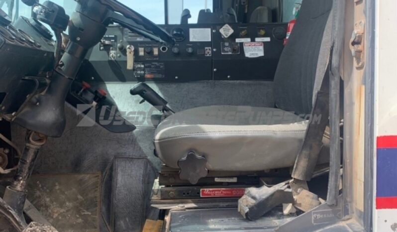 2000 37M PUMPSTAR ON A 1998 MACK full