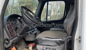 2013 32M 5 SECTION ALLIANCE ON A 2014 FREIGHTLINER full