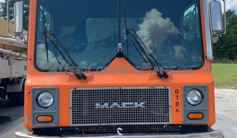 2007 32M PUTZMEISTER ON A MACK full