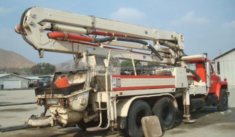 1989 23M SCHWING ON A INTERNATIONAL full