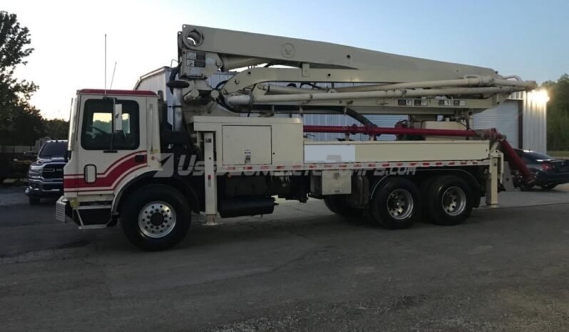 1997 32M PUTZMEISTER ON A MACK full