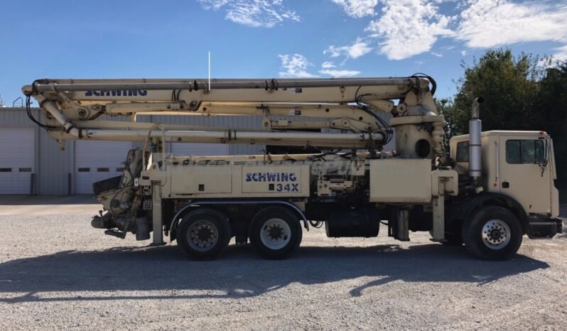 1997 34X SCHWING ON A 1999 MACK full