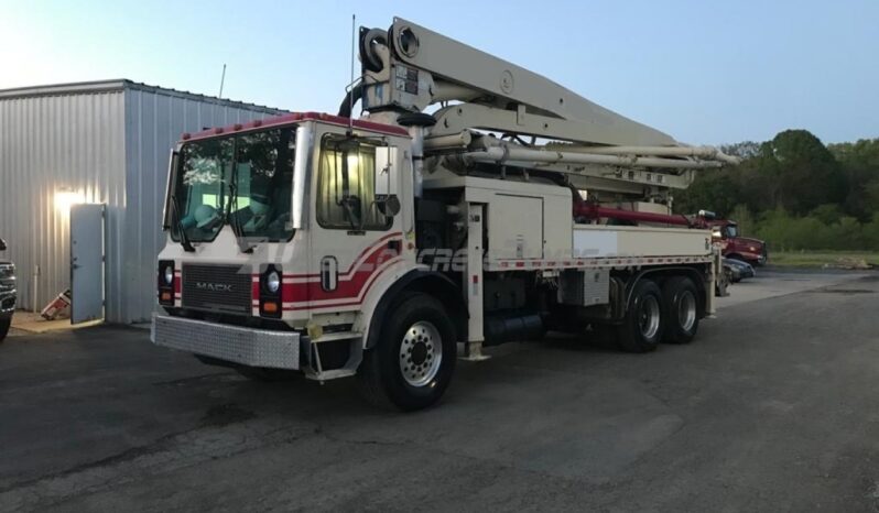 1997 32M PUTZMEISTER ON A MACK full