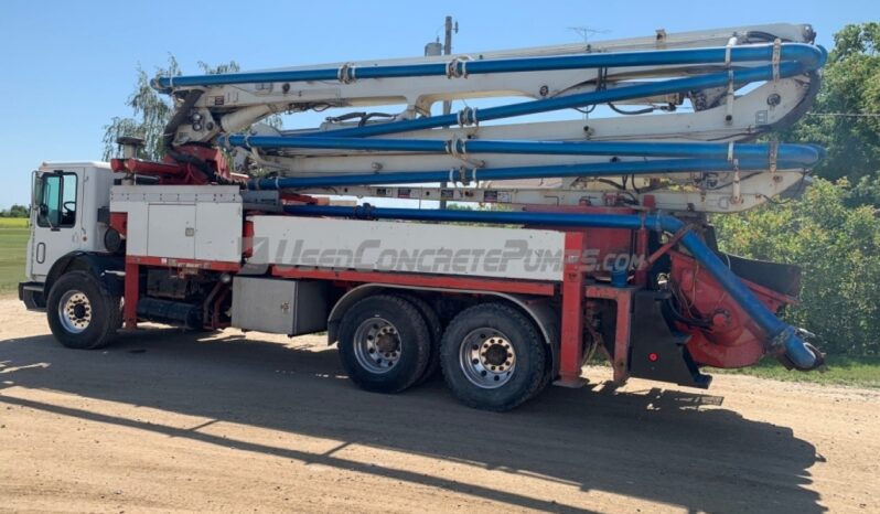 2001 32M PUTZMEISTER ON A MACK full
